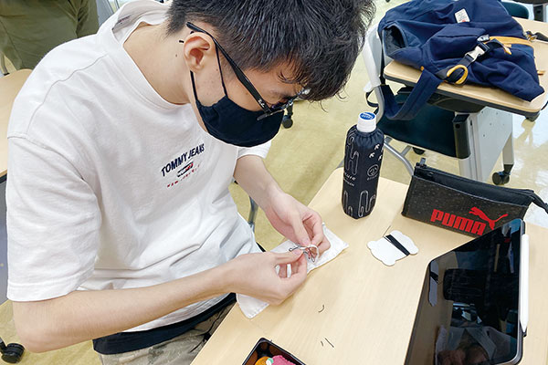 裁縫「針と糸を使って雑巾づくり」