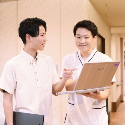 病院で働く介護福祉士の役割