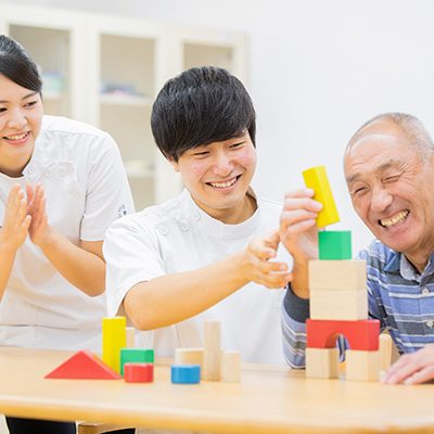 作業療法士（OT）の役割と仕事内容とは？働き方をわかりやすく解説します